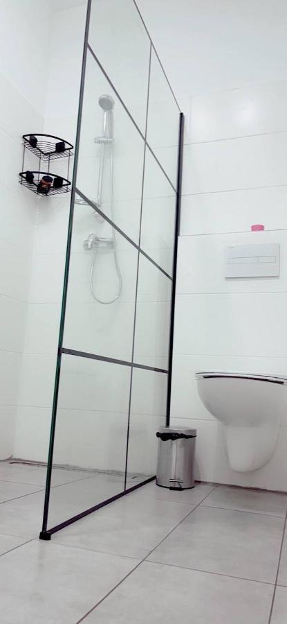 וינה Queen Apartment 4P Wl מראה חיצוני תמונה