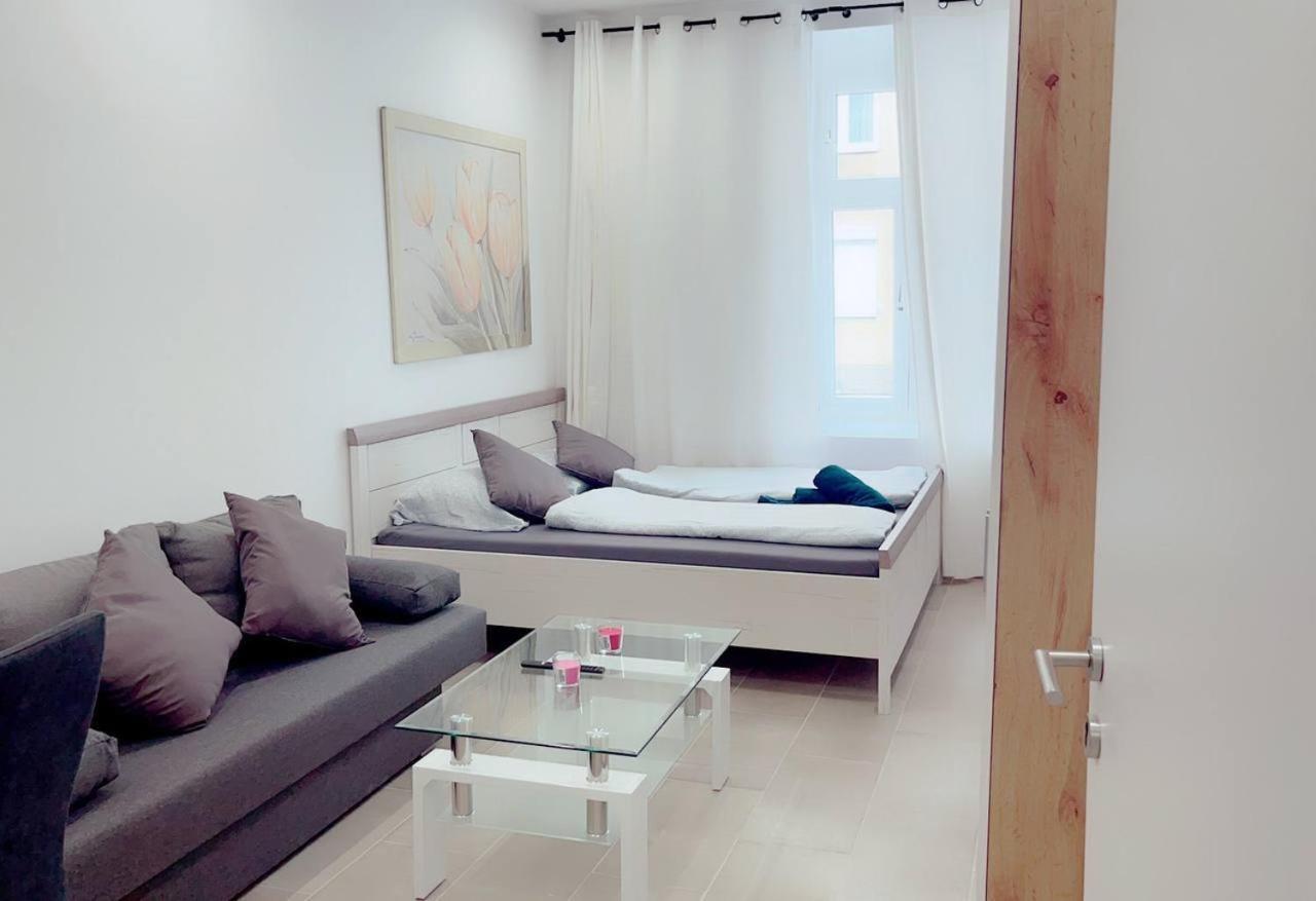 וינה Queen Apartment 4P Wl מראה חיצוני תמונה